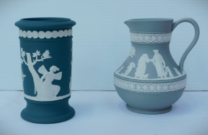 Lot 236 - 2 pces vintage Wedgwood Jasperware inc Spruce Green cylinder vase &