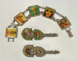 Lot 167 - 3 x Pcs jewellery - 2 x Italian floral micro mosaic Violin brooches &a