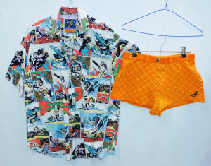 Lot 9 - 2 pces Vintage Mens Holiday wear inc Jantsen Orange & Yellow Short b