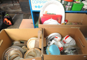 Lot 32 - 3 x Boxes Mixed Vintage inc Plasterware, China, Glass, Serving Ware, Wo