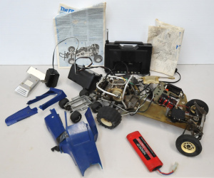 Lot 52 - Box lot - vintage Remote Control Off Road Cars & access incl Tamiya