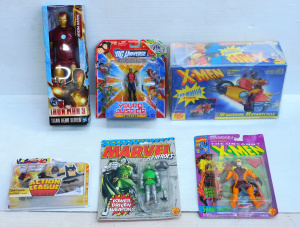 Lot 107 - Group lot vintage Mint Boxed & Carded Super Hero Action Figures in