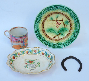 Lot 132 - 4 pces vintage inc Majolica Plate 16cmD Grimwades Dish for Harris &