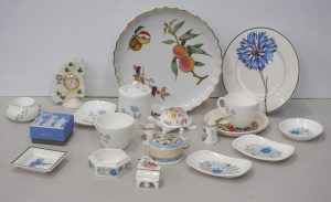 Lot 161 - Group lot of China - Vintage & Modern inc Royal Worcester Evesham