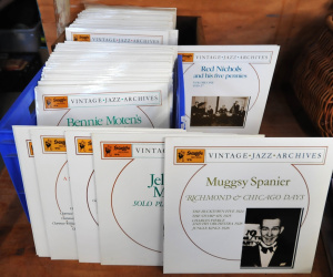 Lot 24 - Large lot - 2 x boxes - Vintage 1980s Jazz Archive Vinyl Lp Records - a Lot 24 - Large lot - 2 x boxes - Vintage 1980s Jazz Archive Vinyl Lp Records - a