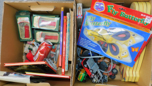 Lot 25 - Mixed Lot of 2 Boxes of Toys, Books and more inc Cogri, Tonka, Lego etc Lot 25 - Mixed Lot of 2 Boxes of Toys, Books and more inc Cogri, Tonka, Lego etc