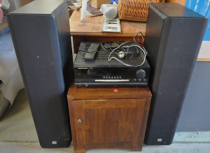 Lot 36 - Pair of JBL Studio L Series L880 Speakers, Harman Kardon HK 3470 Stereo Lot 36 - Pair of JBL Studio L Series L880 Speakers, Harman Kardon HK 3470 Stereo