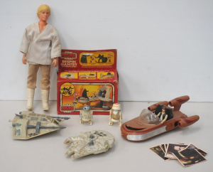 Lot 118 - Lot of Vintage Star Wars Toys incl Box for Star Wars Micro Collection Lot 118 - Lot of Vintage Star Wars Toys incl Box for Star Wars Micro Collection