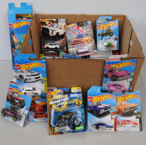 Lot 154 - Box lot of Assorted Mint Boxed Hot Wheels Diecast Vehicles incl Unasse