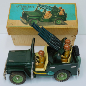 Lot 232 - 1950s Boxed SSS Japan Friction Tin Toy Anti Aircraft Jeep VGC (needs b Lot 232 - 1950s Boxed SSS Japan Friction Tin Toy Anti Aircraft Jeep VGC (needs b