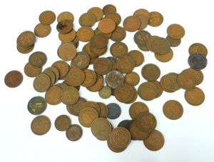 Lot 27 - Group lot of Australian pre decimal copper coin currency - mostly Penni