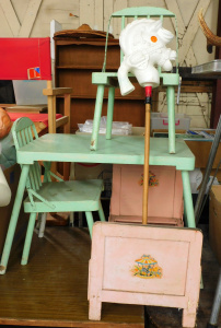 Lot 49 - Group Lot of Mid Century Children's Items inc Large Toy Bed, 3 Piece Ta