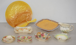 Lot 83 - Group lot Vintage Royal Winton inc Pedestal Cake Stand, Marguerite Chin