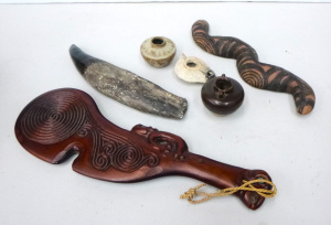 Lot 146 - Group lot of Vintage Items inc, Maori Club, Aboriginal carved snake, r