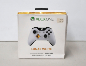 Lot 154 - New In Box Xbox One Controller Special Edition Lunar White - Note Some