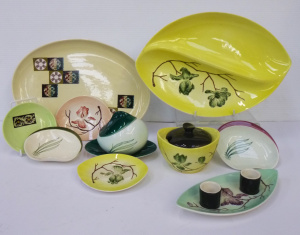 Lot 164 - Group lot of 1960s Carlton Ware China Items inc, Windswept sugar bowl
