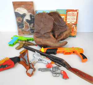 Lot 72 - Box lot of Kids Toys & Games in Treasure Hour Puppet Book No4 The R