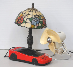 Lot 87 - 3 x pieces - MCM Daydream Desk Fan, Tiffany style Lamp af + 1980s Sport