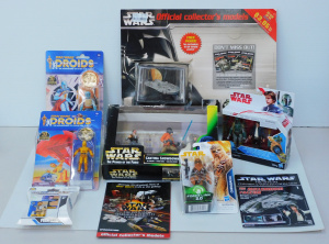 Lot 93 - Group Lot Boxed and Carded Star Wars Toys inc Millennium Falcon - Offic