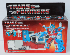 Lot 124 - Original Transformers City Commander Ultra Magnus Near New Condition i