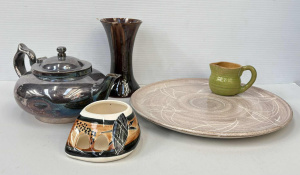 Lot 132 - Grp incl Oz pottery, Charles Wilton platter, Alan Lowe, etc
