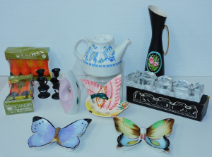Lot 134 - Group Lot of Retro and Kitsch Items inc Figgjo Lotte teapot (matched