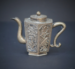 Lot 173 - Vintage Oriental Silver Plate small Teapot - Panelled circumference wi