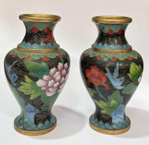 Lot 200 - Pair vintage Chinese cloisonne Vases, floral, bird dcor 10cms H