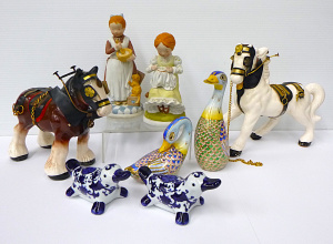 Group lot of assorted Ceramics inc, Holly Hobbie figurines, Shire Horses, blue