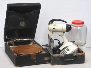 Lot 61 - Mixed Lot of Vintage Items inc Telefunken TP 103 Gramophone in Case, Su
