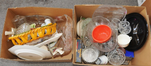 Lot 66 - Large Lot of 2 Boxes of Retro Glass, Kitchenware and Crockery inc Willo Lot 66 - Large Lot of 2 Boxes of Retro Glass, Kitchenware and Crockery inc Willo