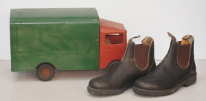 Lot 86 - Large Vintage English Pressed Tin Toy Lorry by Tri-Ang c1950s (46cm L),