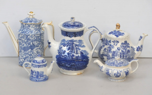 Lot 165 - Group of Quality English Blue and White Porcelain Tea Pots and a Tea P Lot 165 - Group of Quality English Blue and White Porcelain Tea Pots and a Tea P
