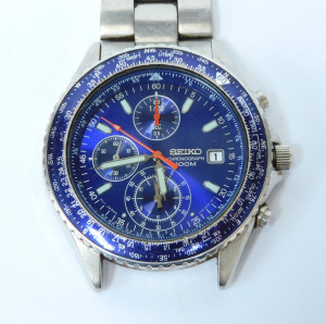 Lot 187 - Gents Watch - SEIKO Flightmaster 7T92-0CF0 Blue Chrono Qz - Strap requ Lot 187 - Gents Watch - SEIKO Flightmaster 7T92-0CF0 Blue Chrono Qz - Strap requ