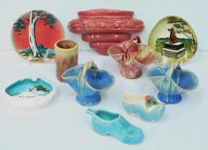 Group lot Vintage Australian Pottery inc Art Deco Burgundy mottled glaze stepped Group lot Vintage Australian Pottery inc Art Deco Burgundy mottled glaze stepped