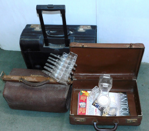 Lot 23 - Group lot inc Vintage Gladstone bag, Fibre board case, Lockable wheelie