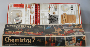 Lot 86 - Vintage Boxed Vintage Childrens Chemistry 7 by Thomas Salter Science -