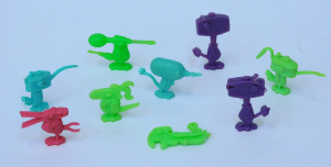 Lot 139 - Group lot of vintage Tooly Bird cereal toys