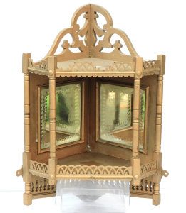 Lot 147 - Small Neo-Classical mirrored wall-mounted corner shelf with fretwork 5
