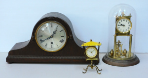 Lot 150 - 3 x Vintage Clocks incl Interwar German oak cased mantle clock with ke