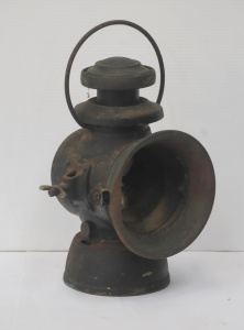 Lot 201 - Early 20thC King of the Road brass car lantern 30cm H (ex handle) - af