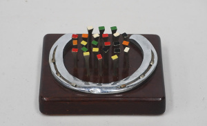 Vintage Horse Shoe Cribbage board - Horse show mounted wooden plinth and coloure