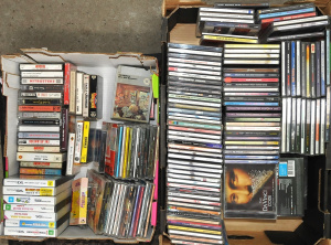 Lot 8 - Large group lot of 2 boxes with Nintendo DS games inc New Super Mario Bo