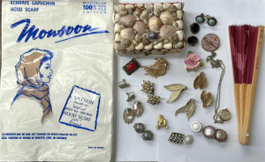 Lot 47 - Grp incl French silk chiffon Hood Scarf, shell jewellery box with vinta