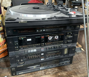 Lot 77 - Retro Pioneer stereo equipment c1980s inc Turntable PL-555Z, Tape Deck