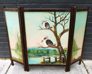 Lot 89 - Vintage 3 panel screen with hand painted image of an Australian Landsca