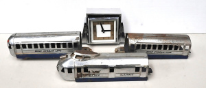 Lot 159 - Vintage 3 Piece Hoge 900 Streamliner Train & 2 x Carriages & A