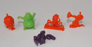 Lot 178 - Group of vintage Neptune and His Band cereal toys - some af