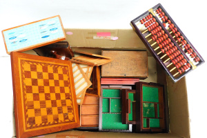 Lot 41 - Box lot of small timber items inc abacus, miniature screens, segmented
