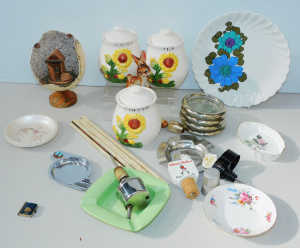 Lot 110 - Mixed Group lot inc Carved Ebony Tribal Busts, Advertising Whisky pour